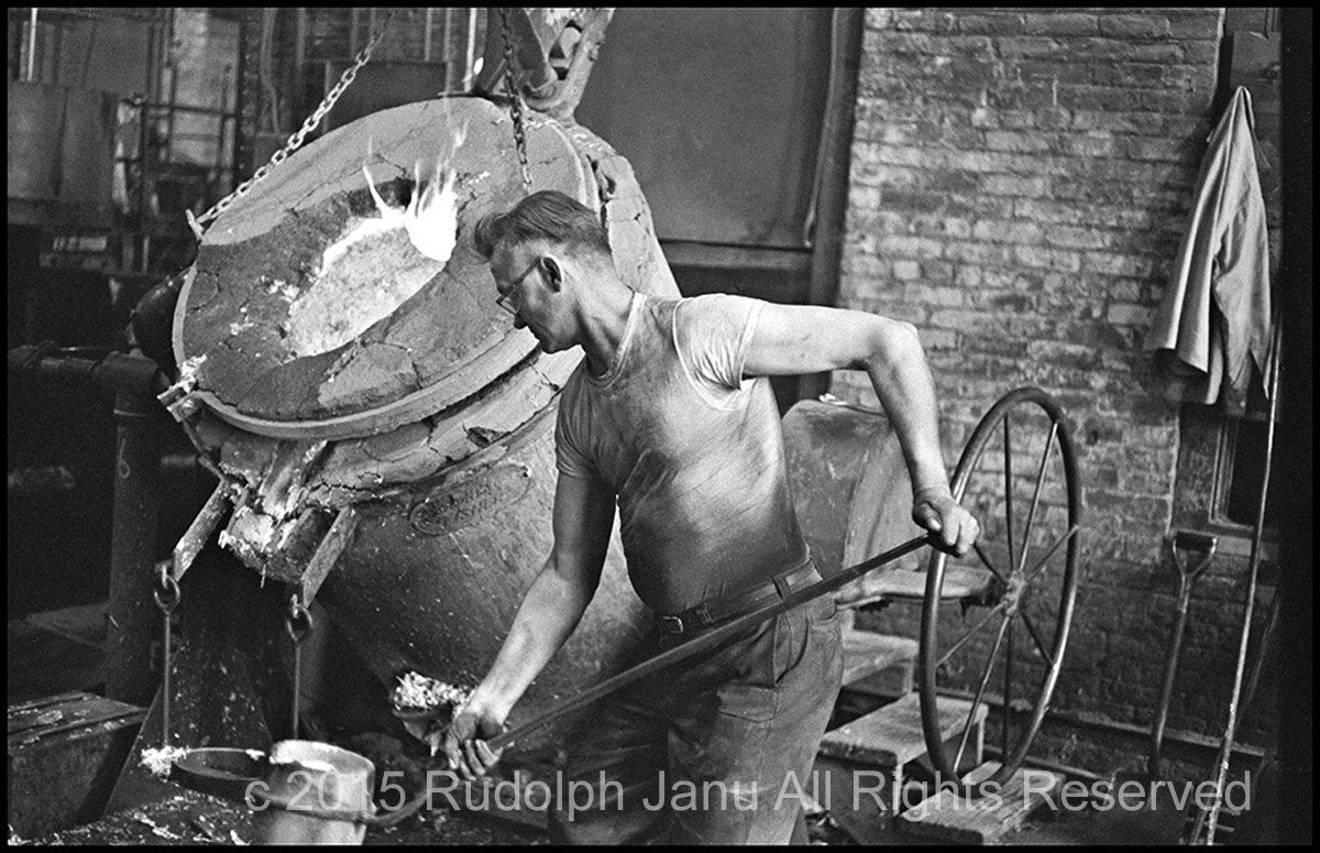 66 29 24b univac ny small 0