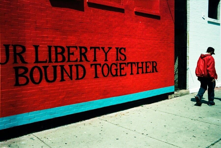 Frontis milwaukee ave 2