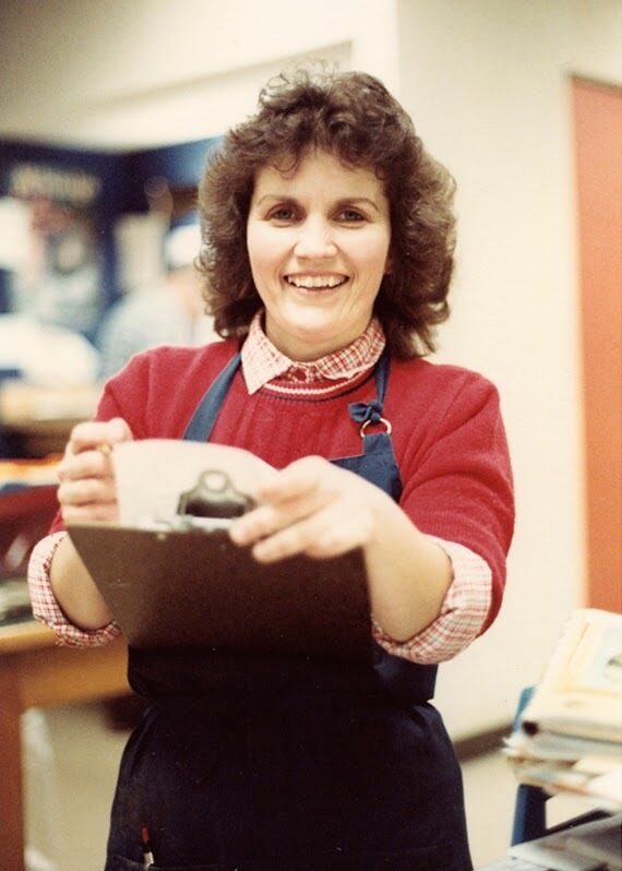 Store manager with clipboard 0