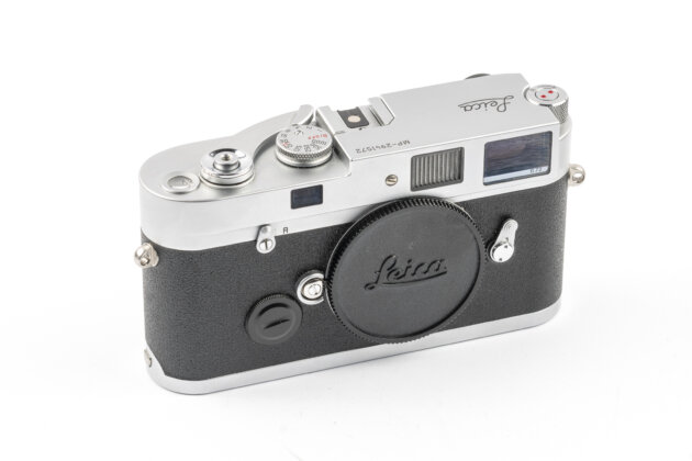 Leica MP 72 Silver Chrome1