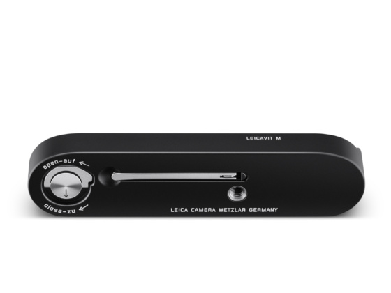 14676 Leicavit M black paint bottom Hi Res