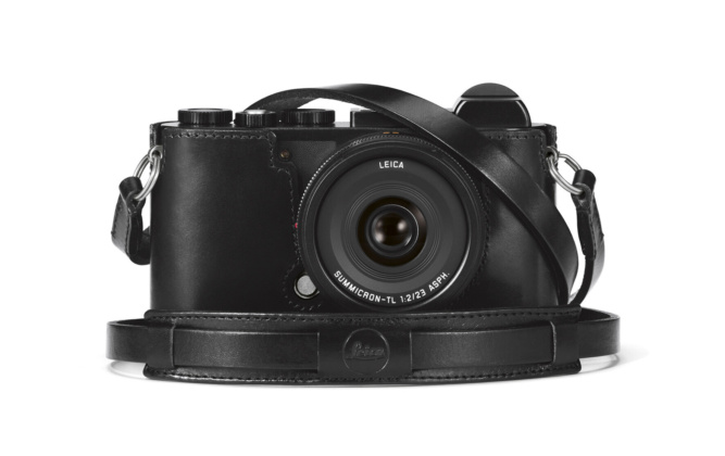 19301 Leica CL 19524 Protektor black 19520 Tragriemen black Final iso300 RGB