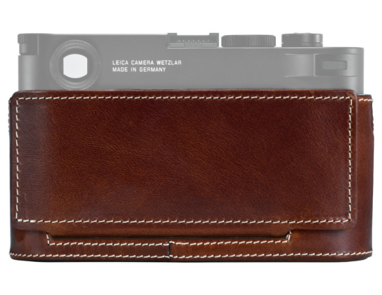 24021 Leica M10 Protector vintage brown back closed RGB 1
