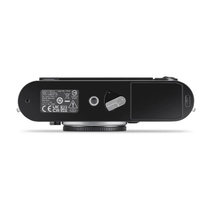 20230 Leica M11 glossy black bottom 1024x1024 jpg