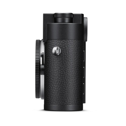 20208 Leica M11 Monochrom left 1024x1024 jpg