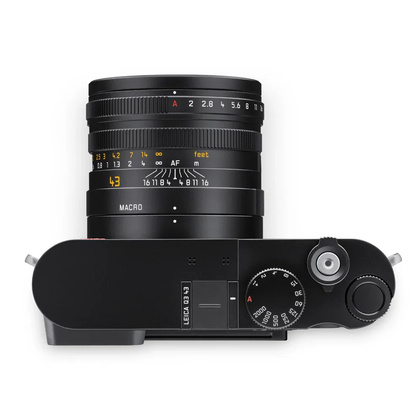 19084 Leica Q3 43 top 1024x1024 jpg