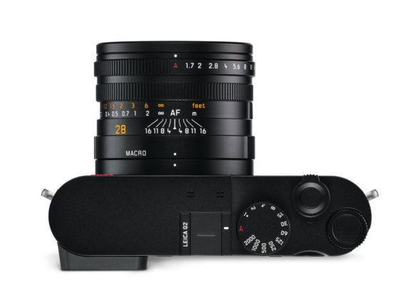 Leica Q2 top RGB