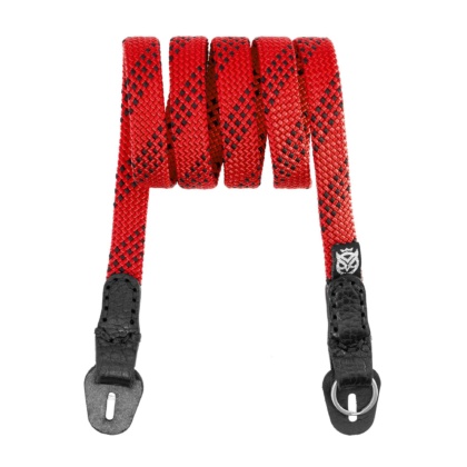 Flat rope red twist