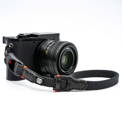 Wristflex adjustable black with red accent 7