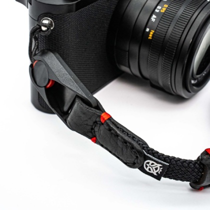 Wristflex adjustable black with red accent close up 2