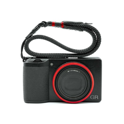Wristloop black with red accent 5