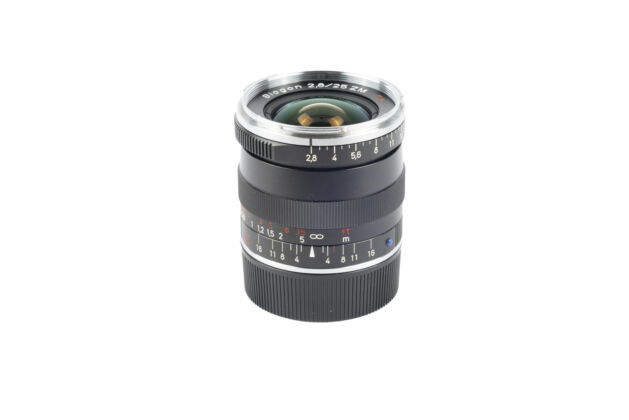 Carl Zeiss Biogon 25 2 8 15693901 3