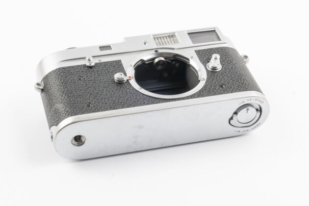 Leica M2 989737 4