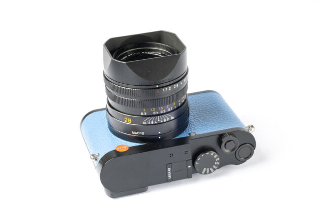 Leica Q2 Blue 5404569 2