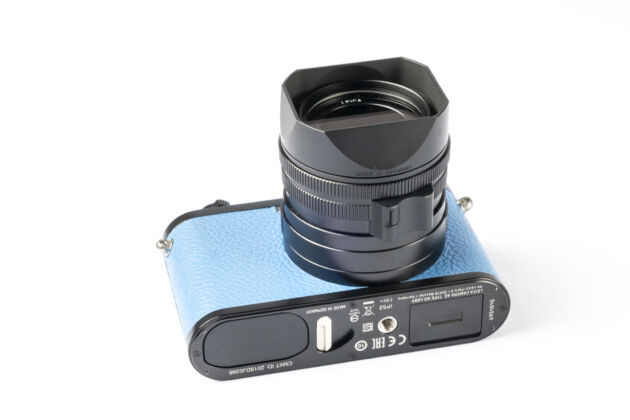 Leica Q2 Blue 5404569 4