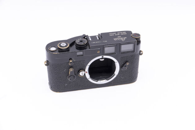 M3 Black 1038961 1
