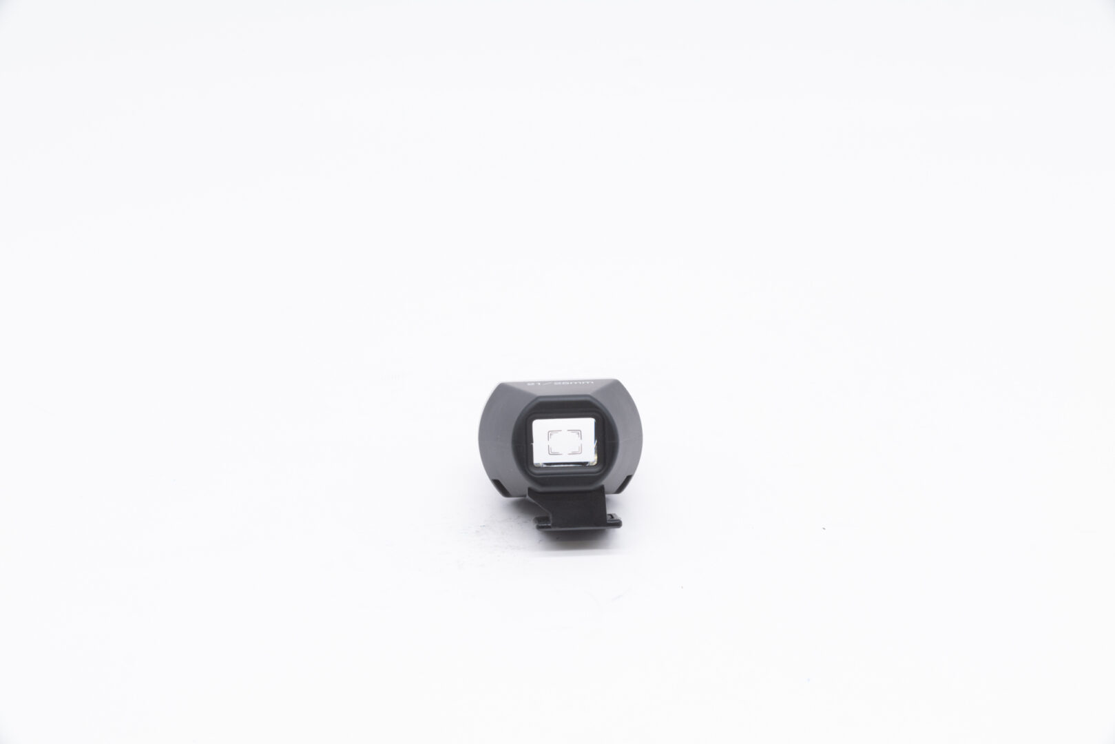 21 25 Voigtlander 6