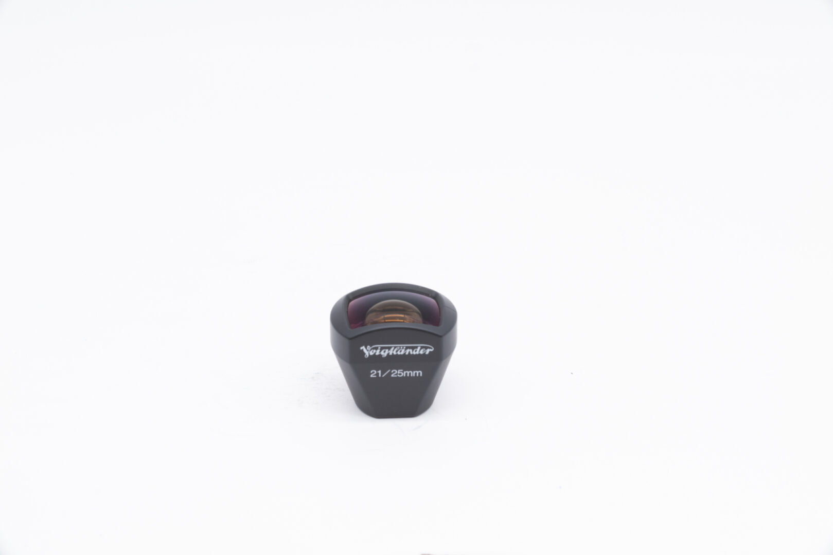 21 25 Voigtlander 7