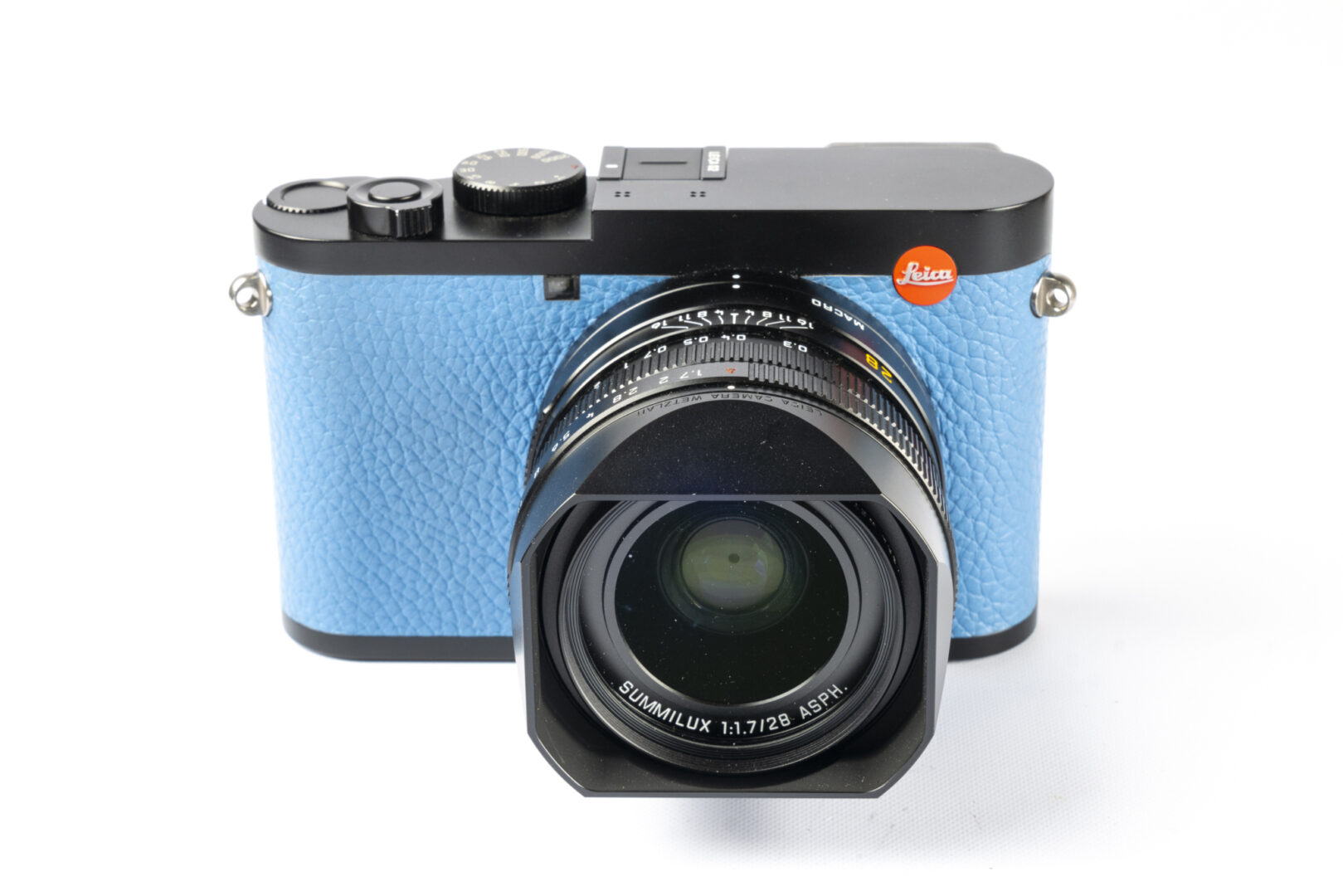 Leica Q2 Blue 5404569 8