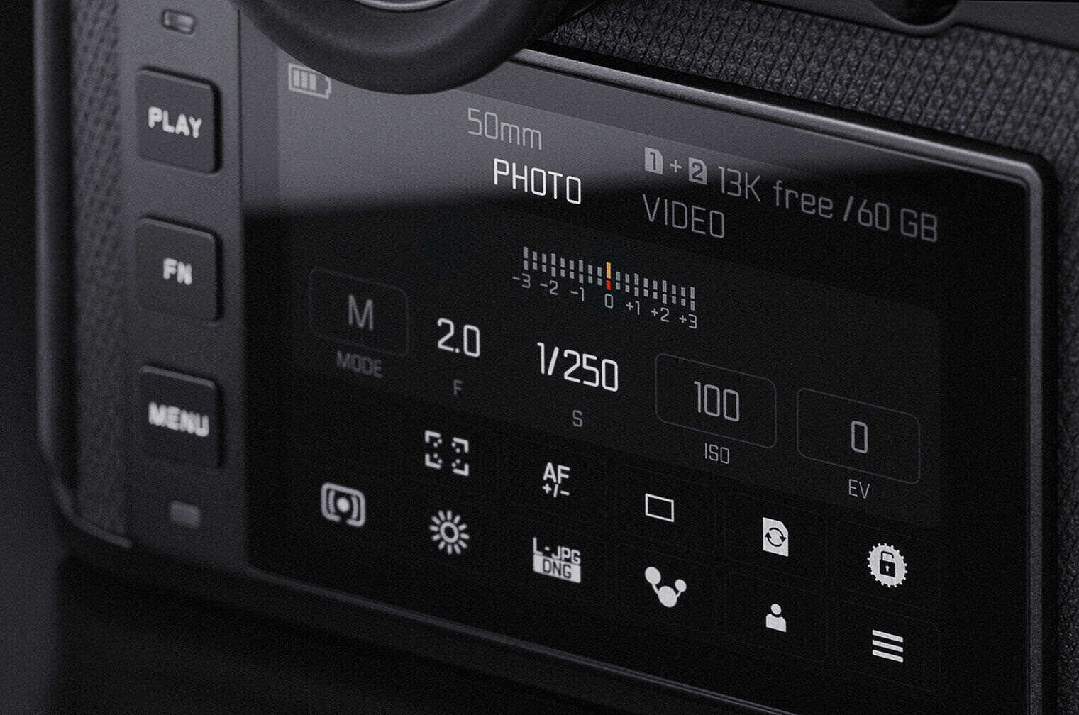 Leica sl2s details control and handling 1 1521x1008 reference