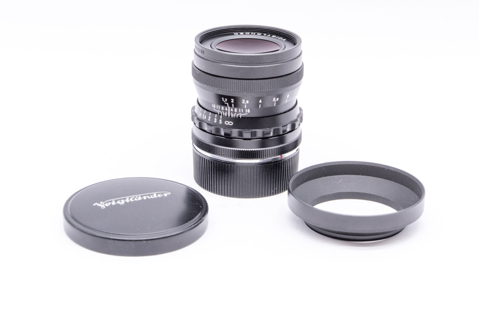Voightlander 35 Ultron 8810190 1