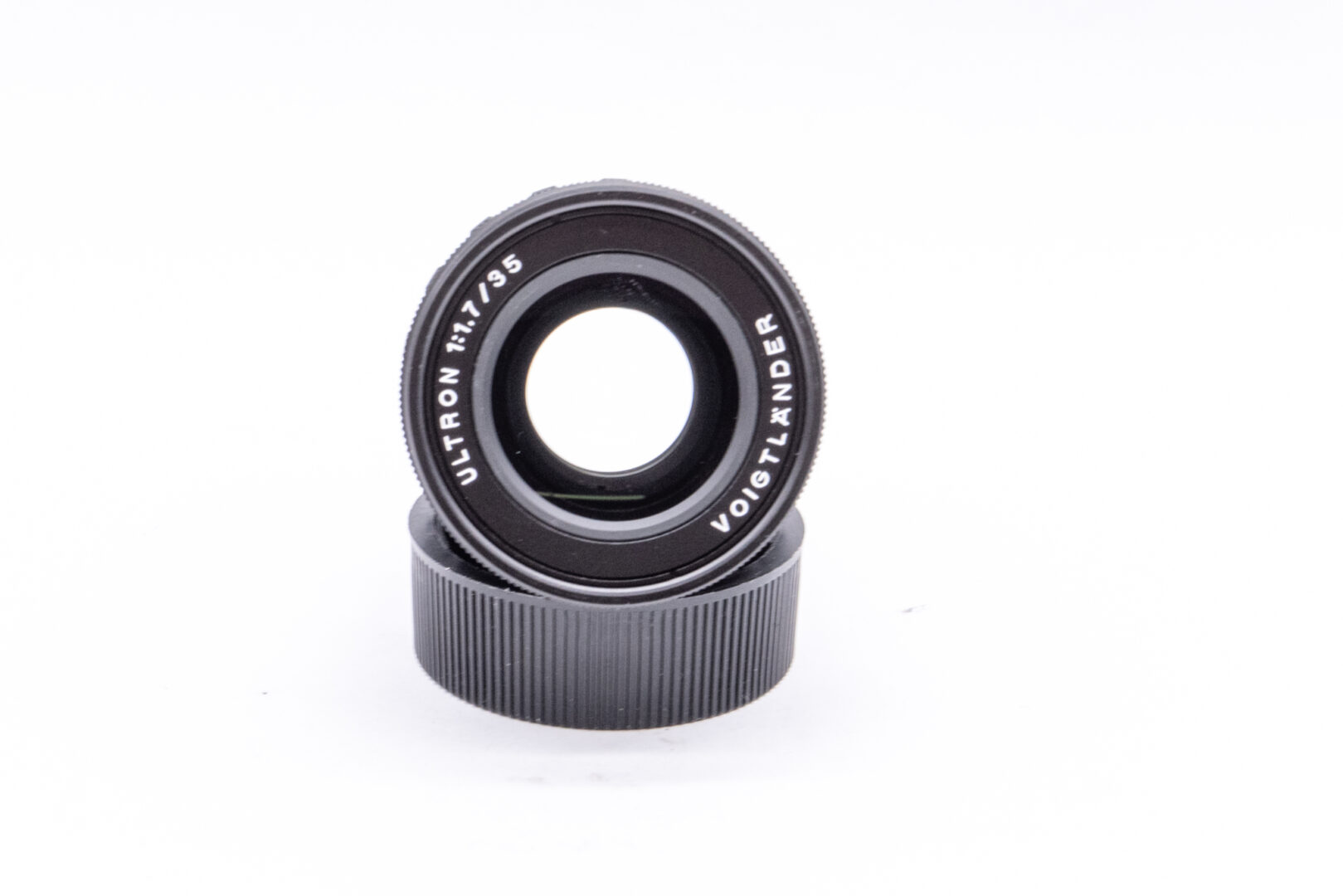 Voightlander 35 Ultron 8810190 6